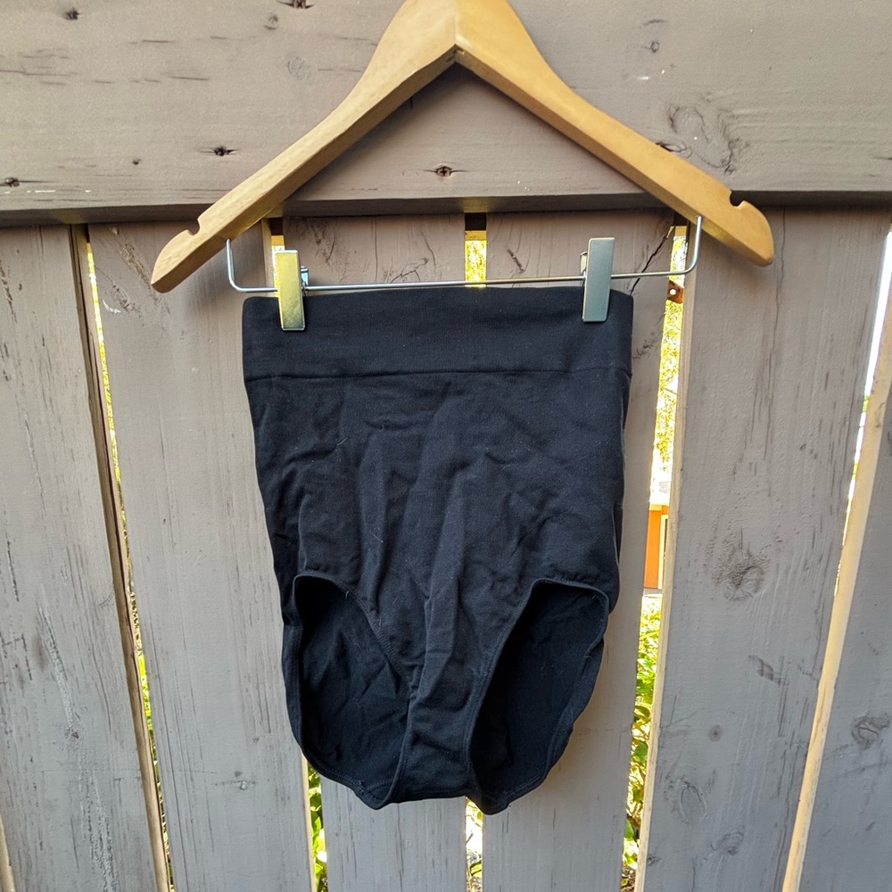 Black High-Waisted Shapewear